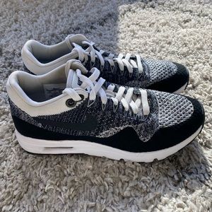 Nike Air Max 1 Ultra Flyknit White/Black/Grey Women’s Sneaker